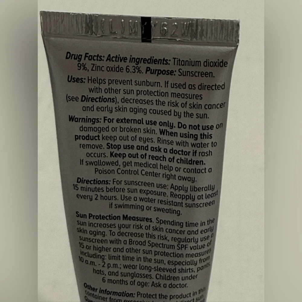 IT Cosmetics Your Skin But Better‎ CC+ Cream Full Coverage SPF 50+ Anti-Aging